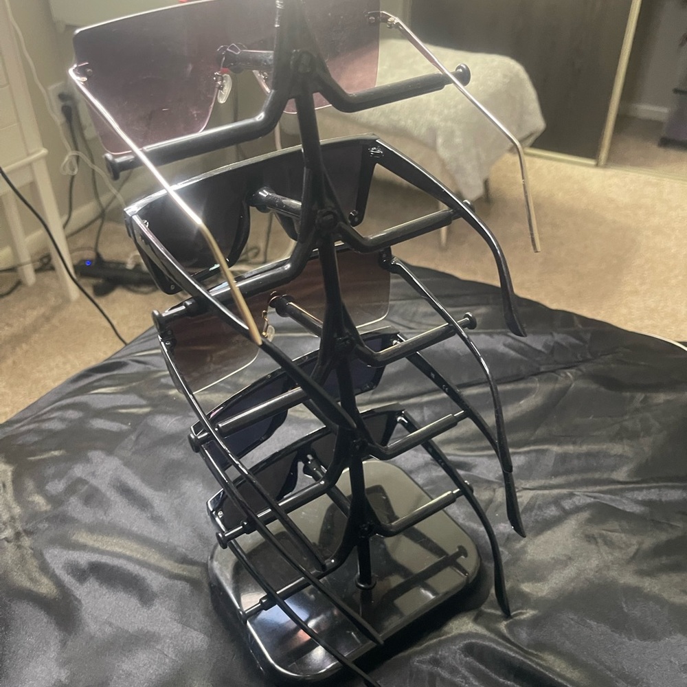 Sunglasses holder